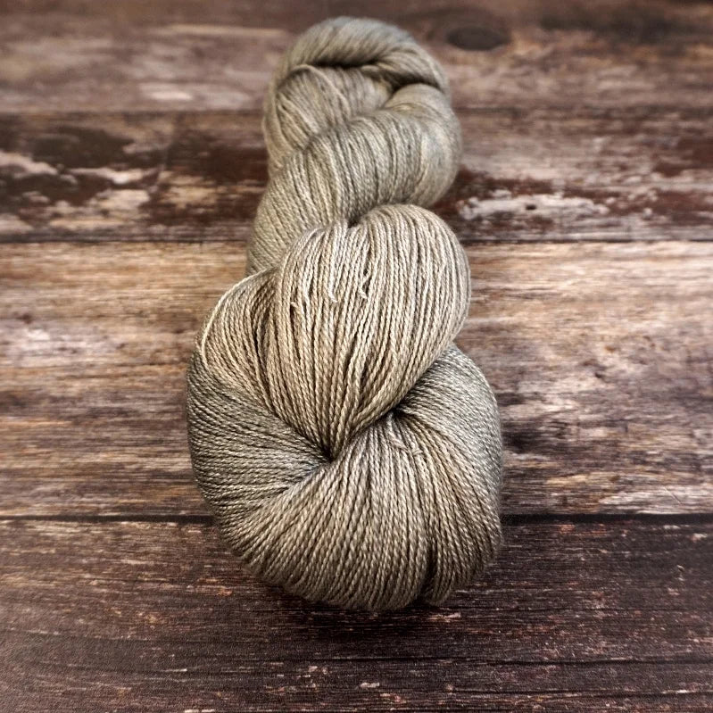 Fyberspates Gleem Lace
