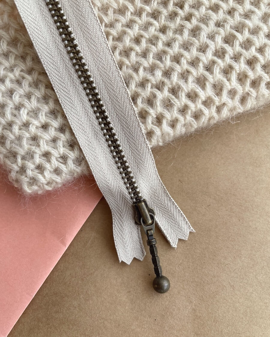 Vetoketju 14 cm PetiteKnit